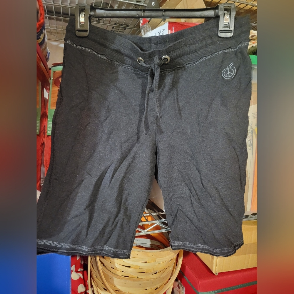 Green apple shorts